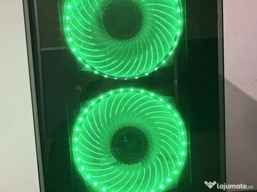 Vând pc nou cu garanție