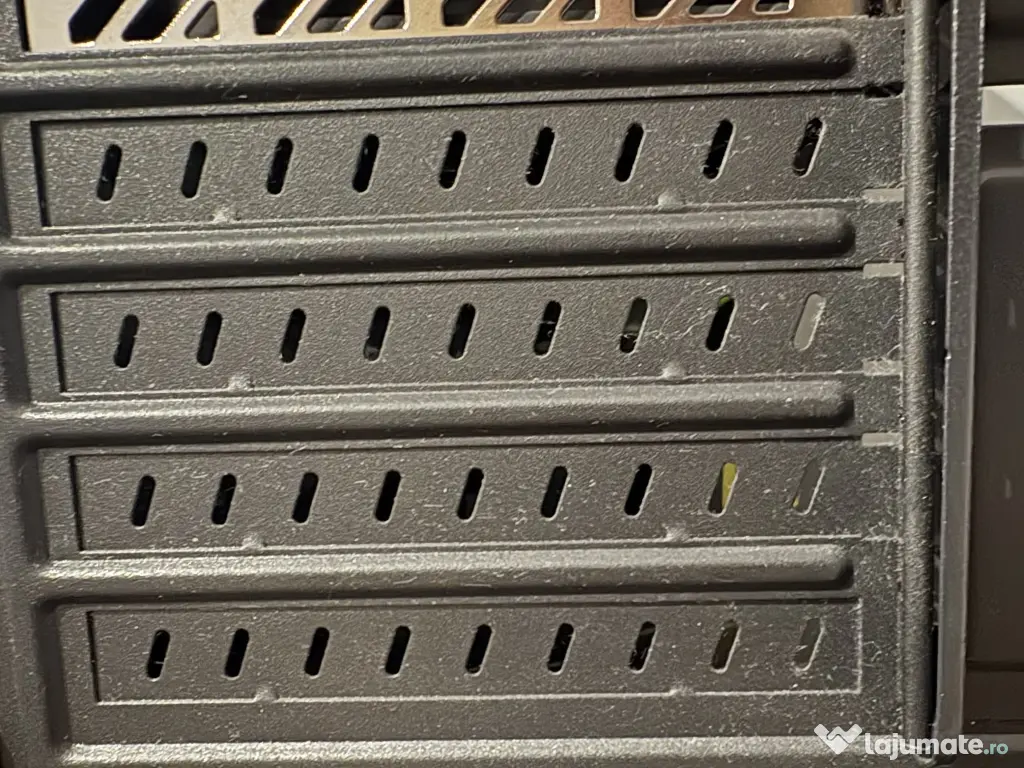 Vând pc nou cu garanție