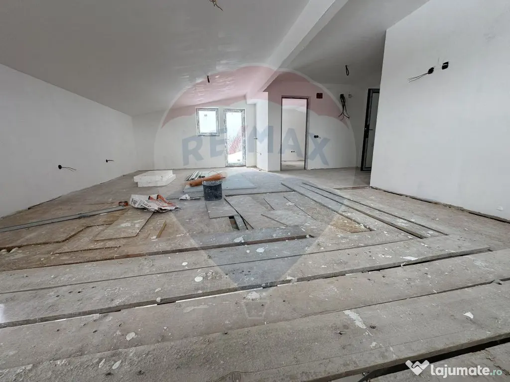 Casă / Vilă cu 6 camere de vânzare