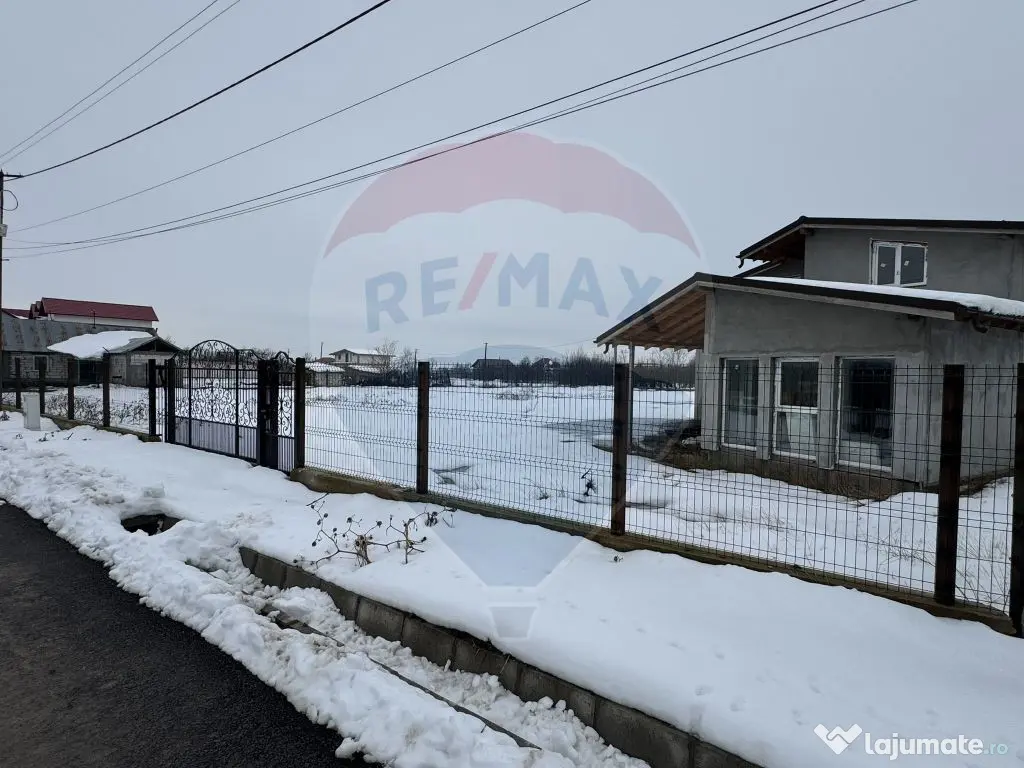 Casă / Vilă cu 6 camere de vânzare