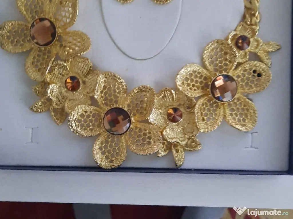 set colier și cercei 