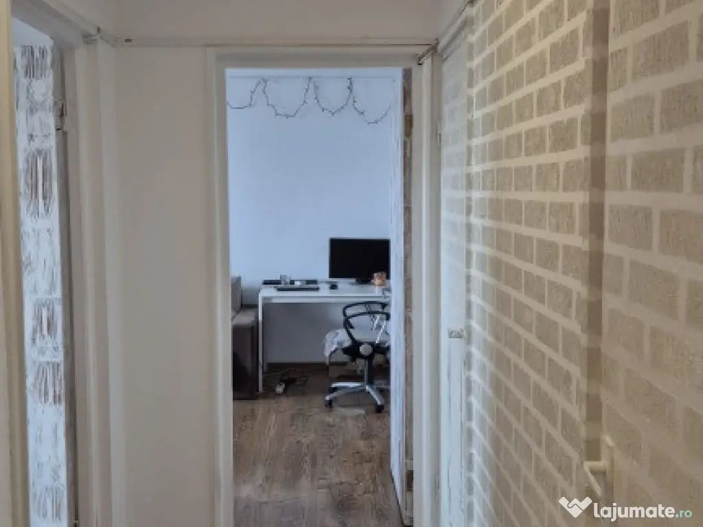 Mutare imediată: Ap 2 camere decomandat, complet utilat, vedere panora 