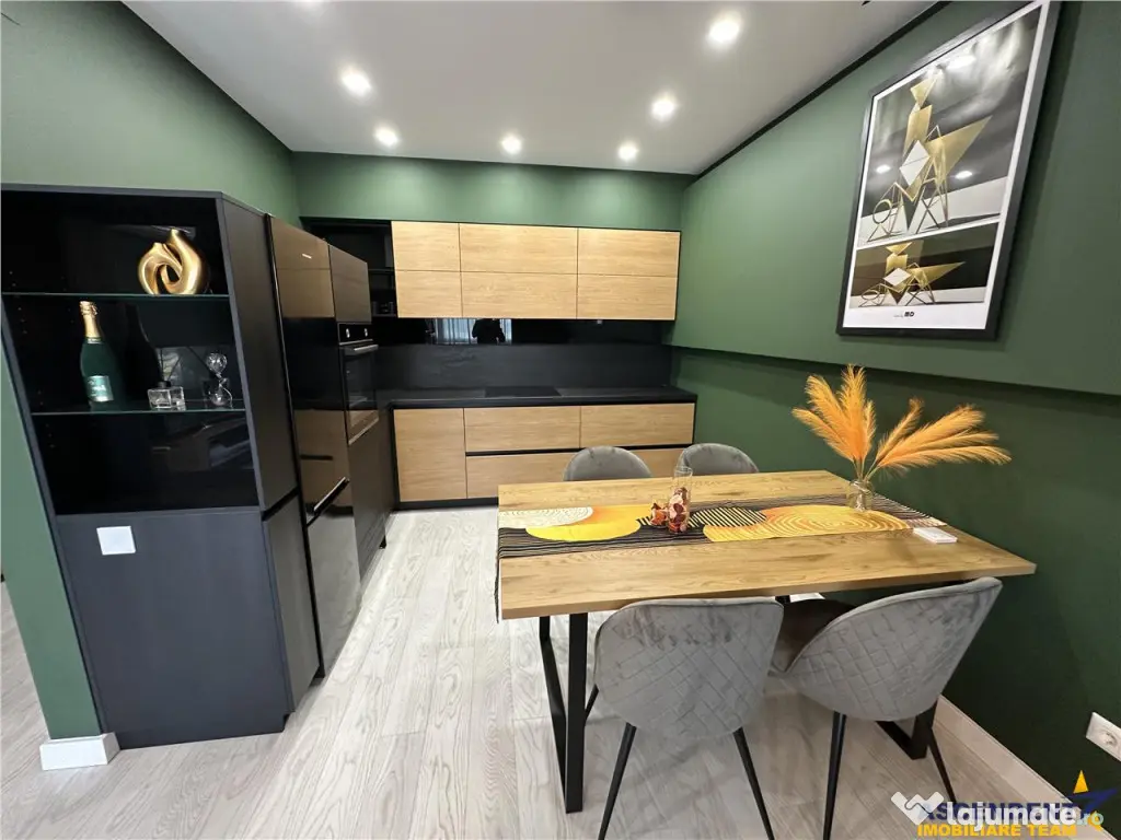 FILM!Boutique LUX, terasa cu view, design de colectie,dotari 