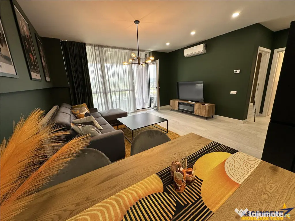 FILM!Boutique LUX, terasa cu view, design de colectie,dotari 