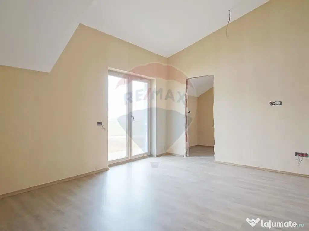 COMISION 0%! Casă noua cu 5 camere de vânzare in Tarlun... 