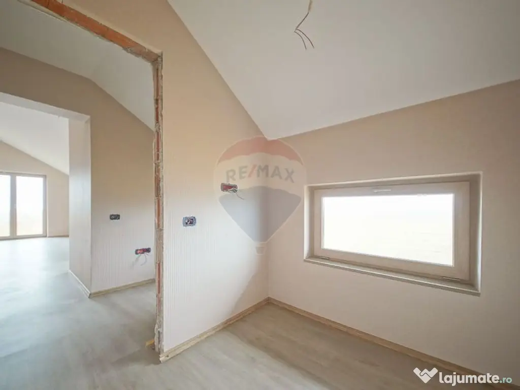 COMISION 0%! Casă noua cu 5 camere de vânzare in Tarlun... 