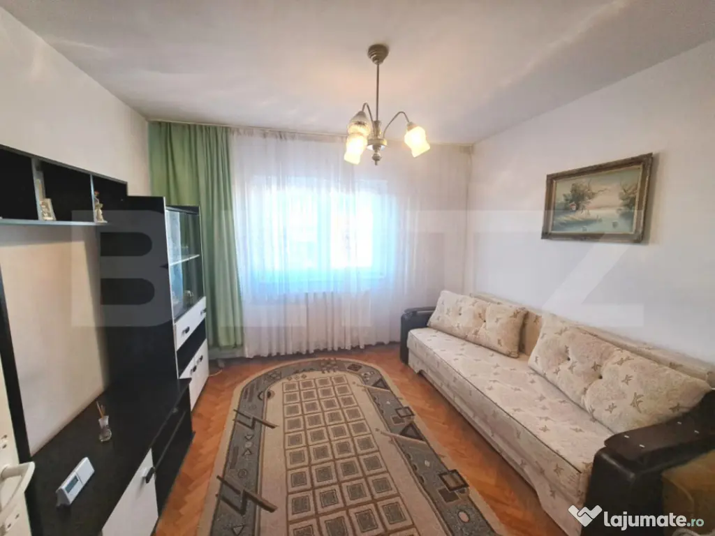 Apartament 3 camere, decomandat, 72 mp total – Luminos 