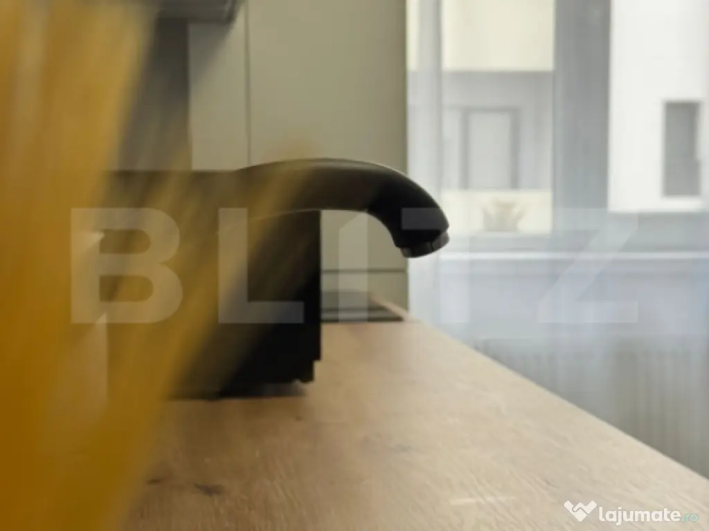 Apartament de vanzare, 37mp utili, balcon, parcare subterana