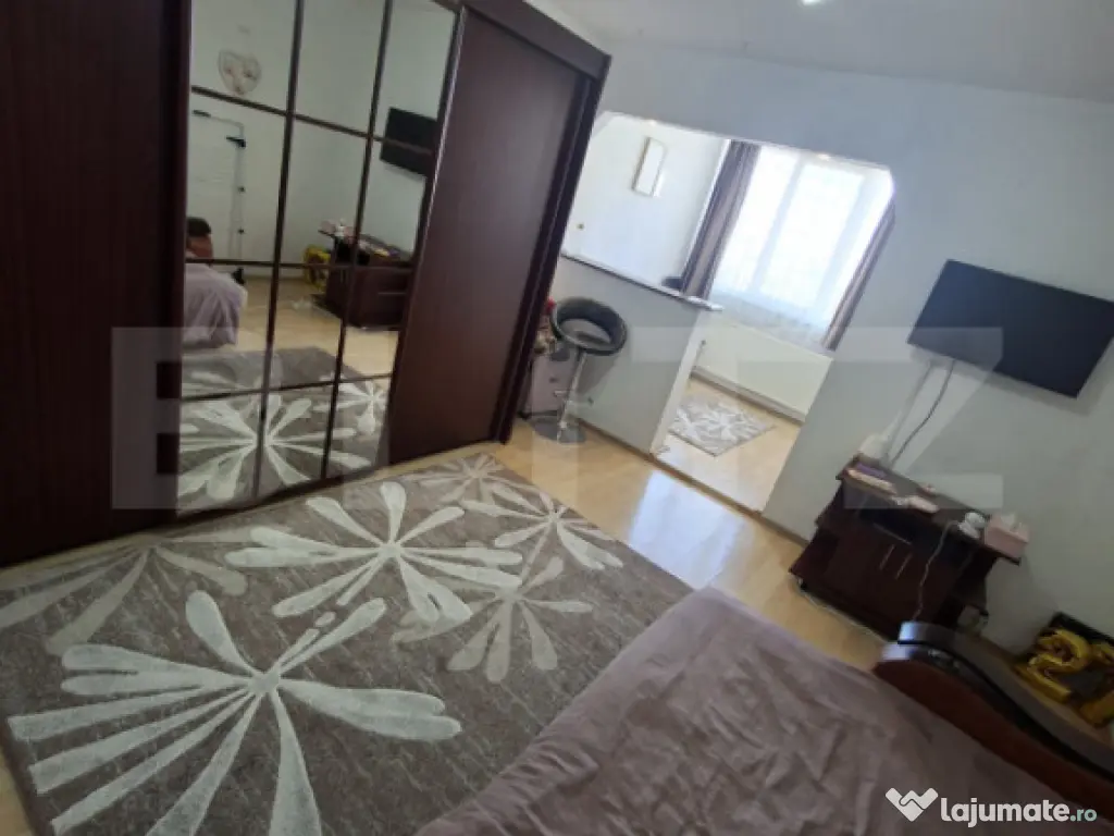 Garsoniera tip D, Aluminei