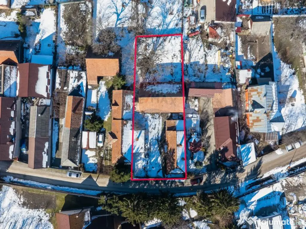 Teren de Vis în Tărlungeni cu Căsuță din Lemn – Li...