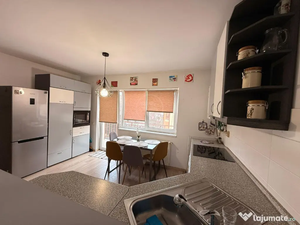 APARTAMENT CU 3 CAMERE ZONA EROILOR 