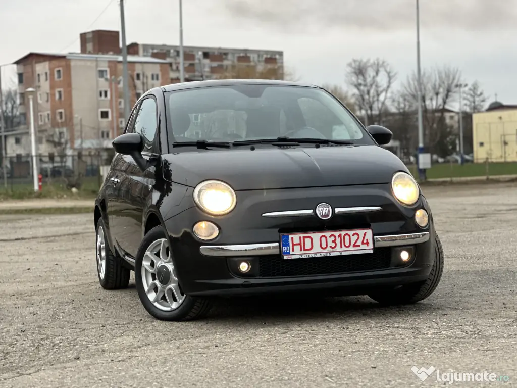 Fiat 500*km:152.125*clima*2 randuri de roti*1.3 benzina*69 cp! 