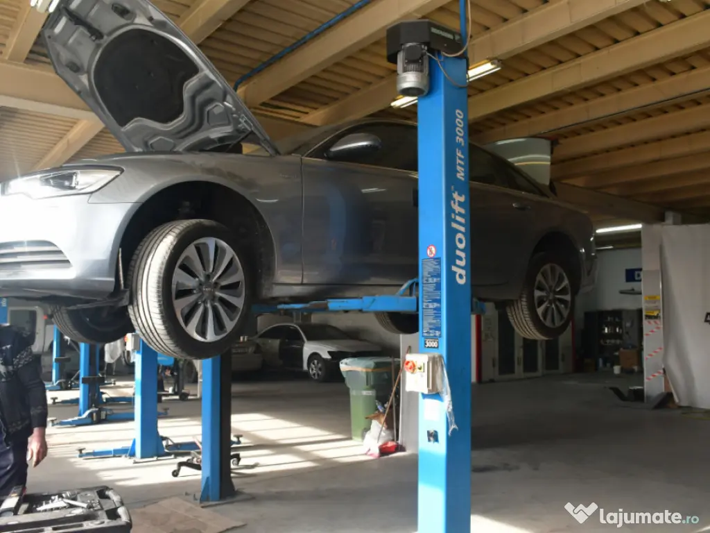 Service auto utilat complet 550mp trafic mare la bulevard 