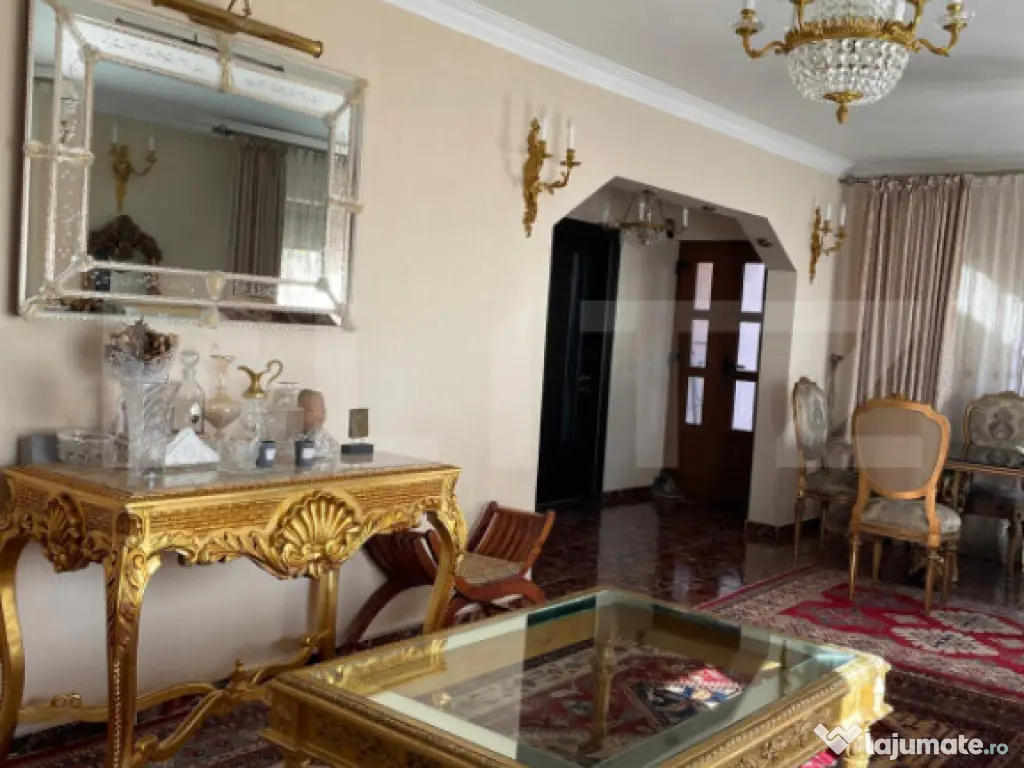 Casa 5 camere + Garaj, anexa si 650 mp - Valea Adanca