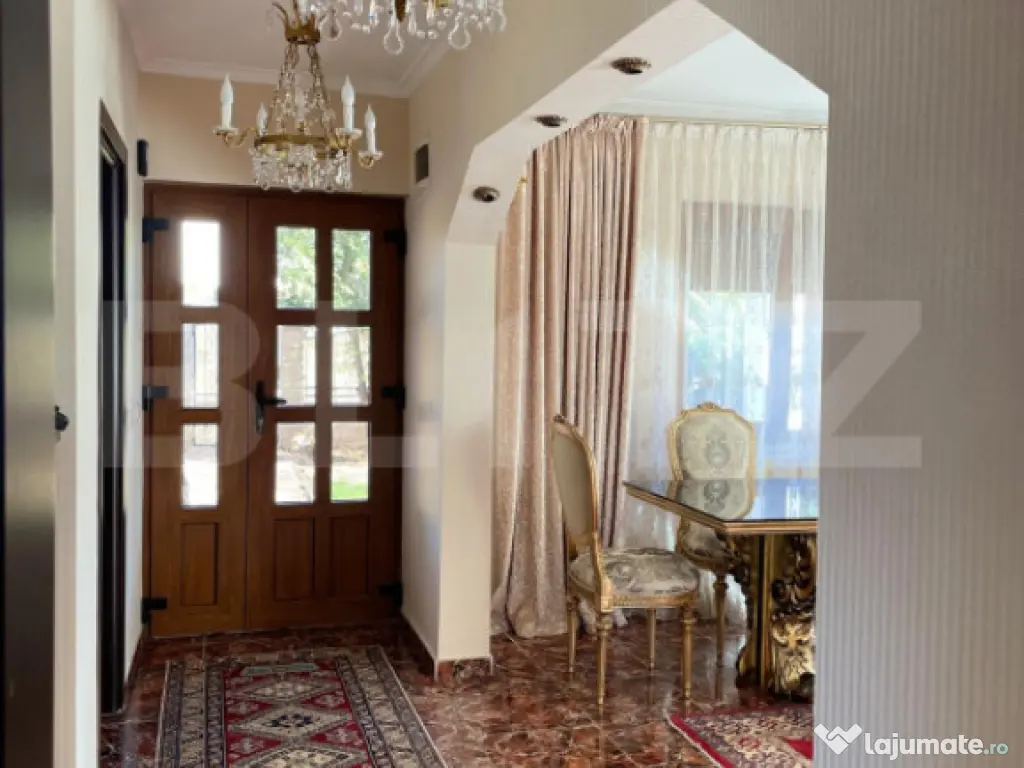 Casa 5 camere + Garaj, anexa si 650 mp - Valea Adanca