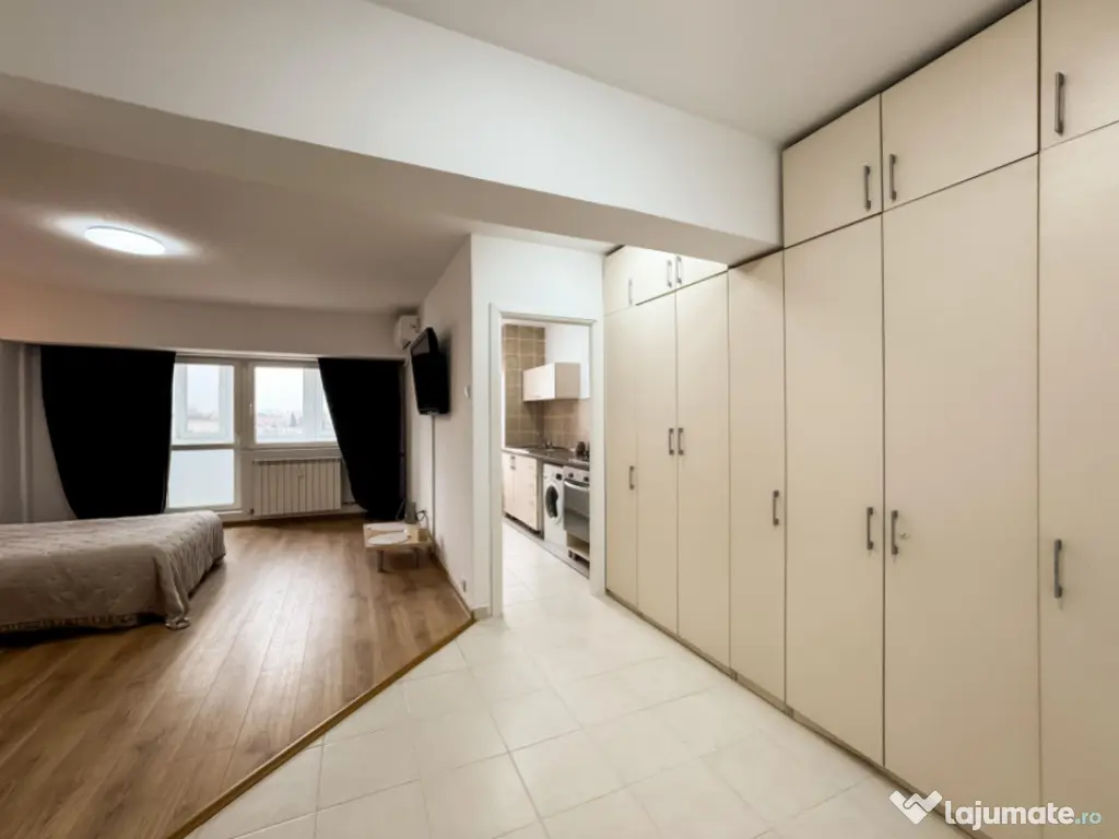 Oportunitate Unică: Singura garsonieră de vânzare din Ron