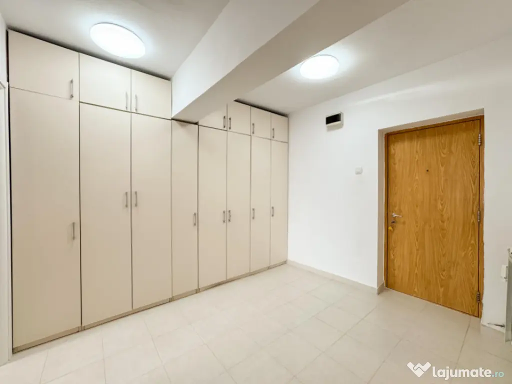 Oportunitate Unică: Singura garsonieră de vânzare din Ron