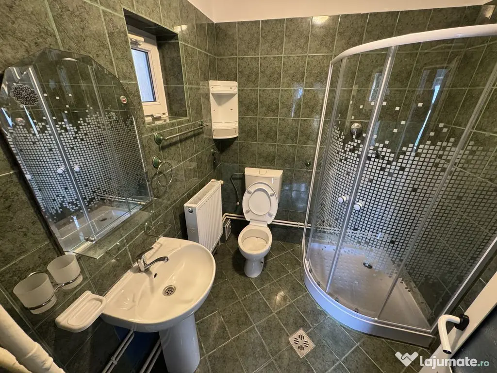 Casă 120 mp + casă 49 mp, teren 640 mp, deschidere 15 m... 