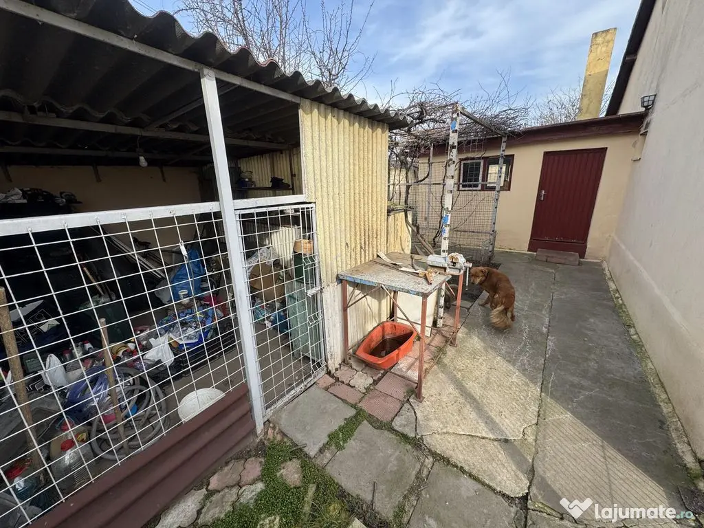 Casă 120 mp + casă 49 mp, teren 640 mp, deschidere 15 m... 