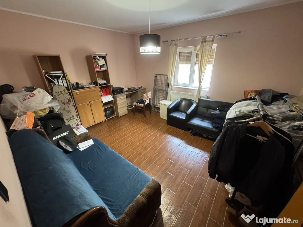 Casă 120 mp + casă 49 mp, teren 640 mp, deschidere 15 m... 