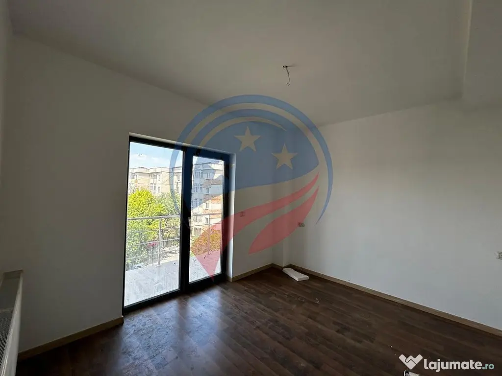 GARSONIERE SI APARTAMENTE IN BLOC NOU, ZONA 1 MAI 