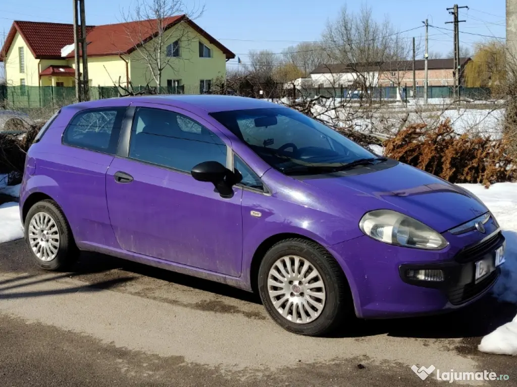 Vând mașina pentru dezmembrare, piese sau ticket rabla Remat