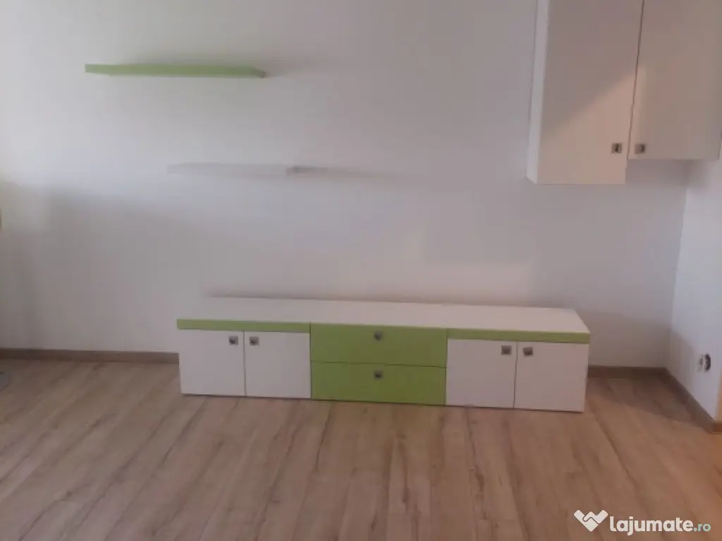 Dristor schitului etaj 8 