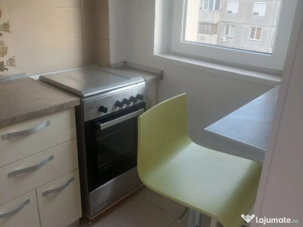 Dristor schitului etaj 8 