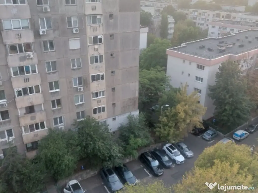 Dristor schitului etaj 8 