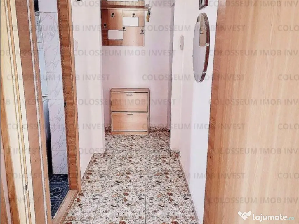 Apartament 3 camere, semidecomandat - zona Bartolomeu 