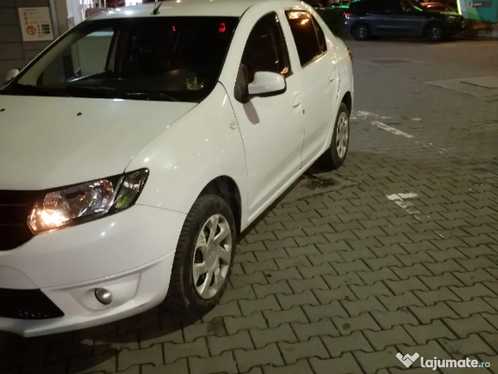 vând Dacia Logan diesel