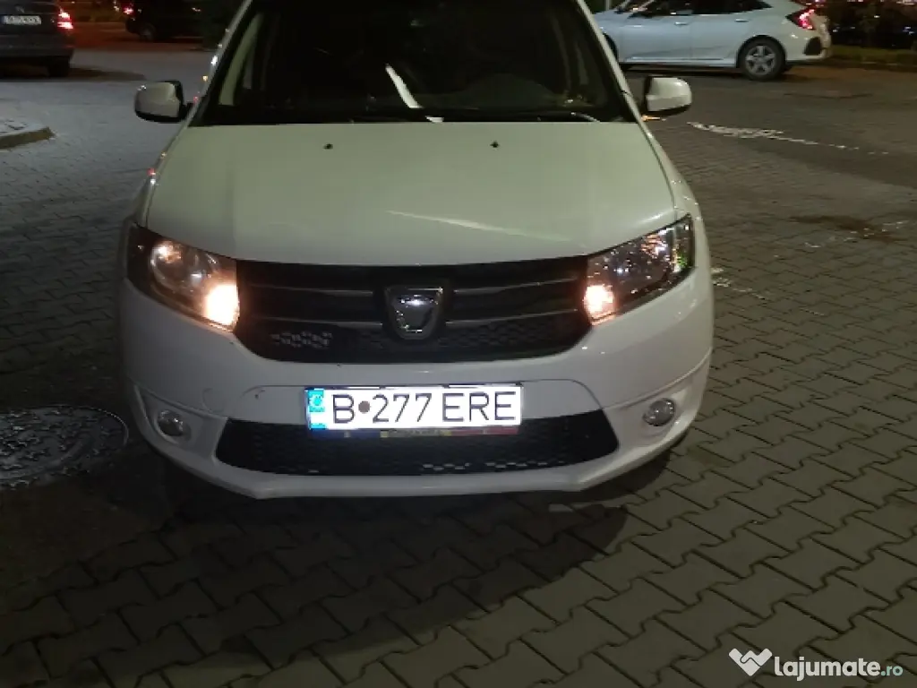 vând Dacia Logan diesel