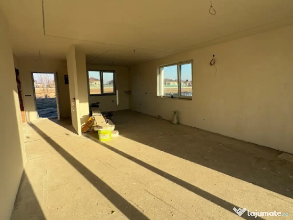 Casă modernă pe un singur nivel | 110 mp utili | Încălzi