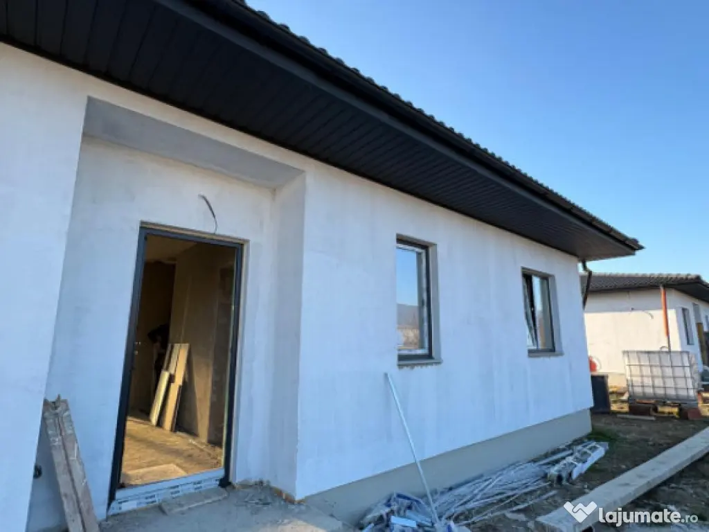 Casă modernă pe un singur nivel | 110 mp utili | Încălzi