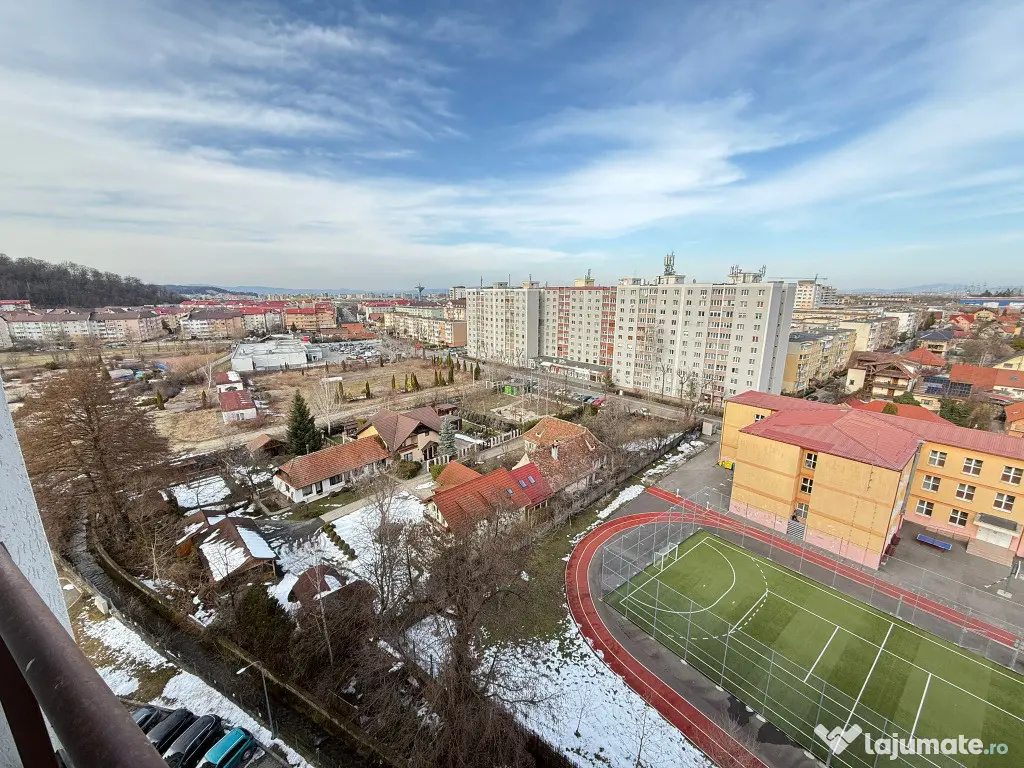 Garsonieră mobilată și utilată complet – Zona Noua, cu loc de parcare 