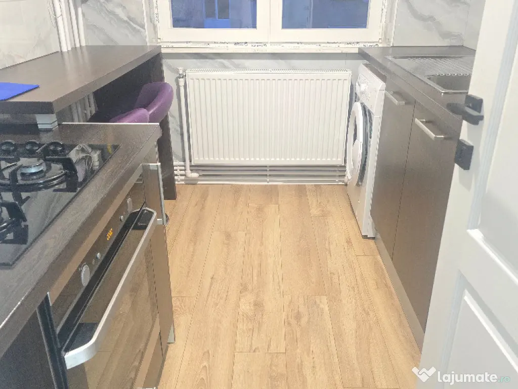 Vand apartament 2 camere in Deva, Al Patriei et. 3, mobilat utilat 