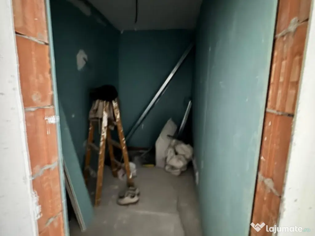 Apartament luminos cu terasă generoasă, imobil nou + loc d 