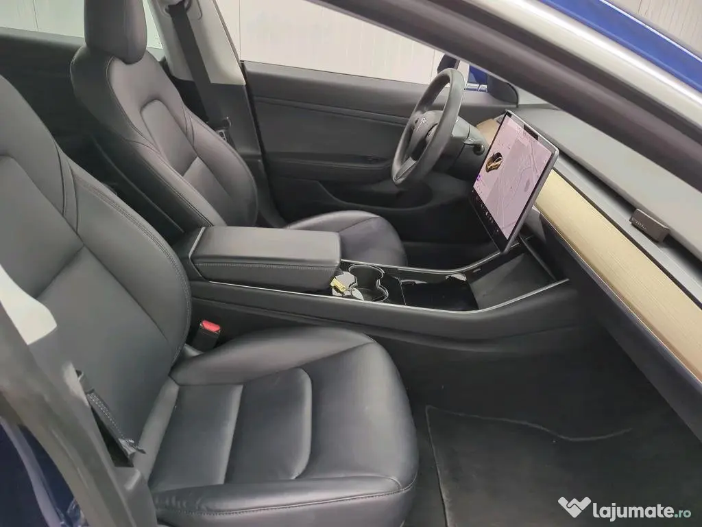 Tesla Model 3 Standard Range Plus - 68.000 Km / Exceptionala! 