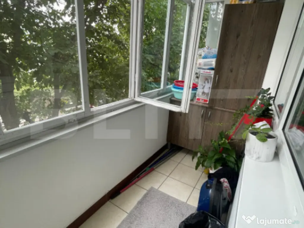 Apartament 3 camere, 61 mp, etaj 2 zona Han 