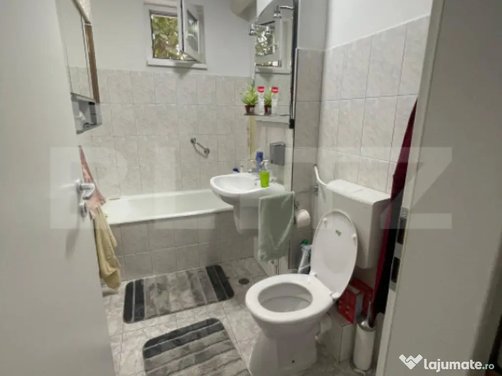 Apartament 3 camere, 61 mp, etaj 2 zona Han 