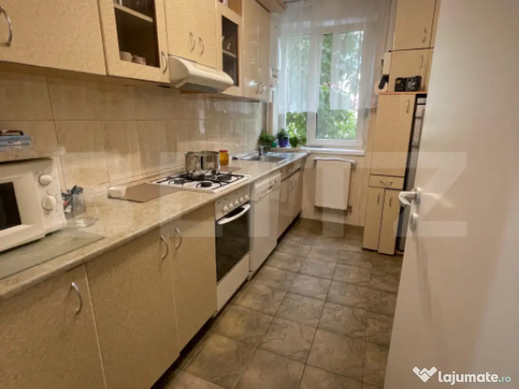 Apartament 3 camere, 61 mp, etaj 2 zona Han 