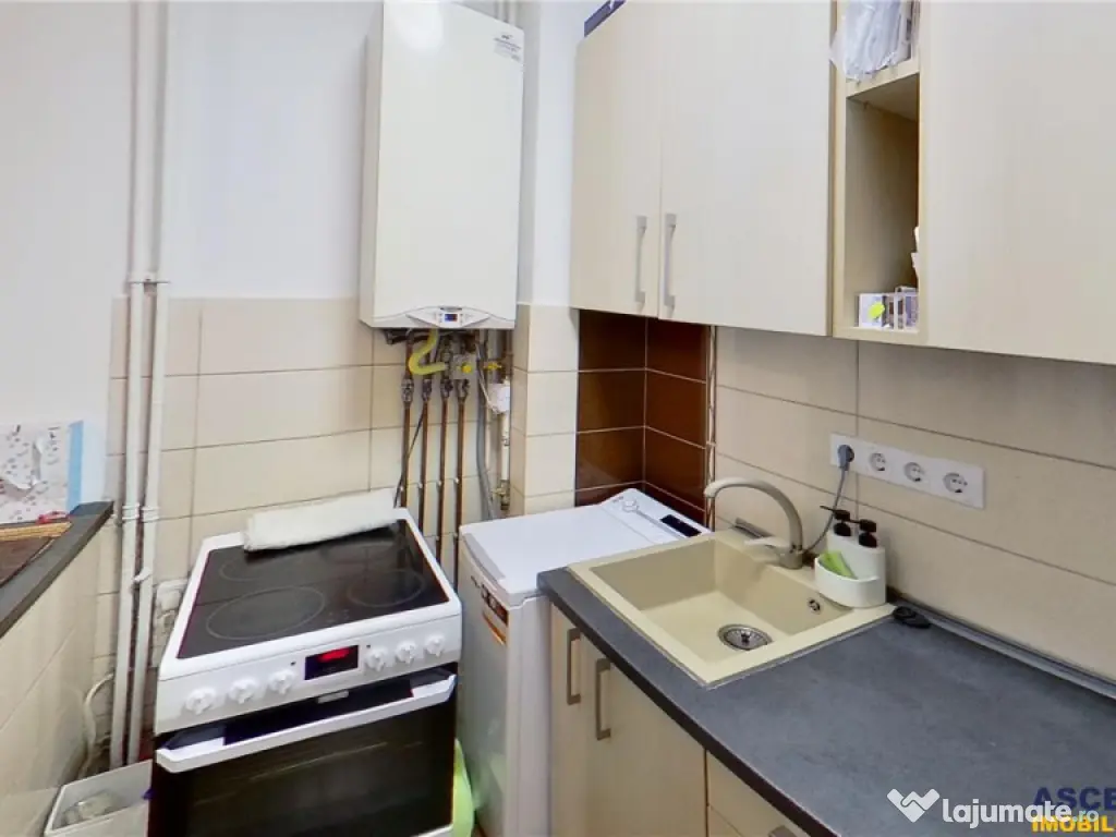 Garsoniera moderna, etaj intermediar, cadru natural, Noua Br 