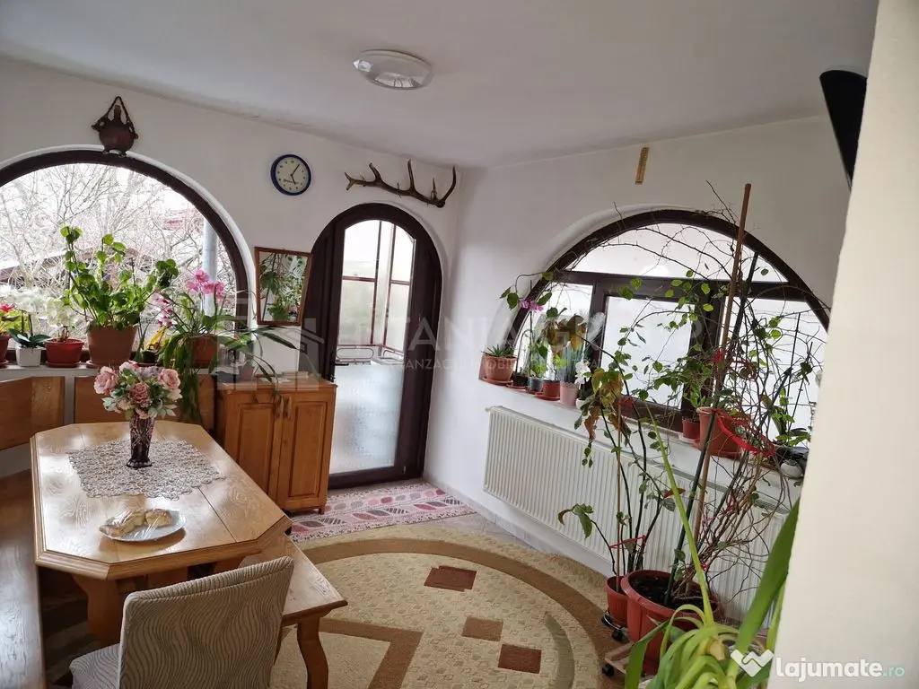 Casă spațioasă, cu teren generos – Alexandria, jud. ... 