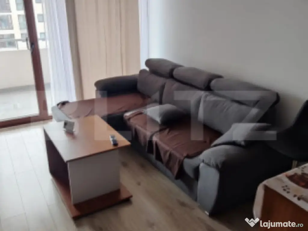 Inchiriez apartament 2 camere in Class Park 