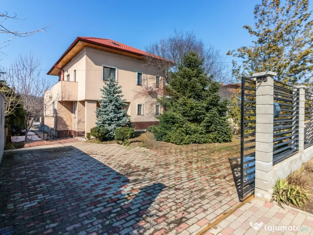 Casă / Vilă de vanzare la intrare in Mogosoaia, padure,... 