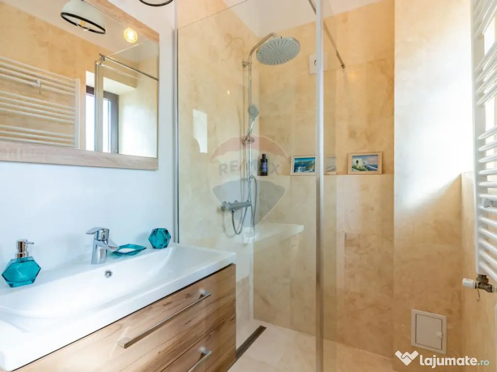 Casă / Vilă de vanzare la intrare in Mogosoaia, padure,... 