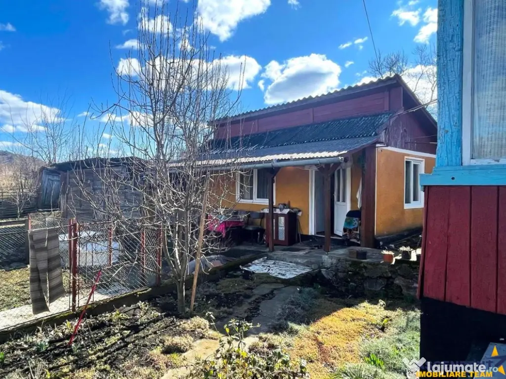 Tur 3D!4.300 mp teren, pomicultura casa traditionala, anexe 