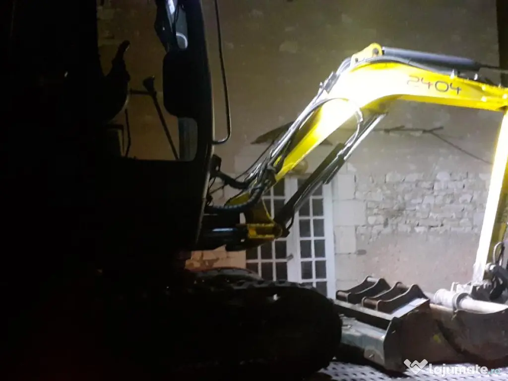 Miniexcavator wacker newson 2,5T 