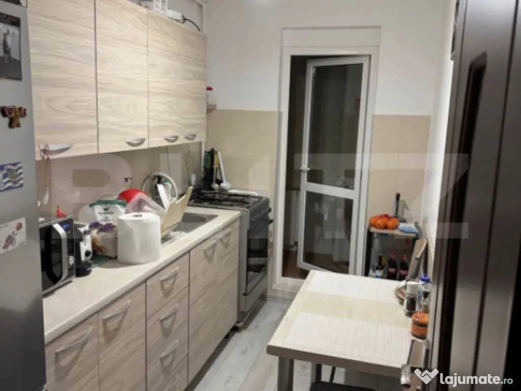 Apartament 2 Camere Decomandat Renovat,Zona Astra 