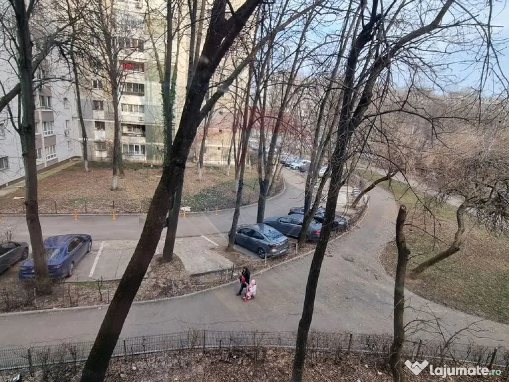 Apartament 2 camere de vanzare, Bulevardul Timisoara sect... 